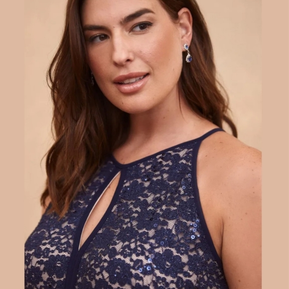 Laura Plus Lace and Sequin Navy Blue Maxi Floor Length Dress - Size 20 - Picture 12 of 13